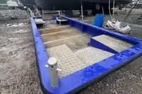 Паром на продажу