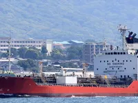 Нефтеналивной/химический танкер на продажу