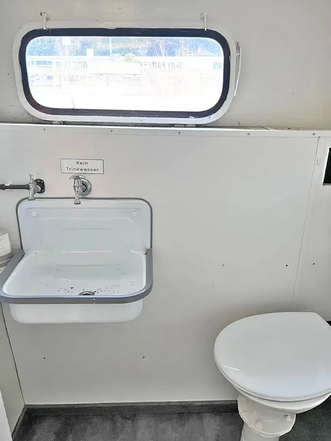 Круизное судно на продажу