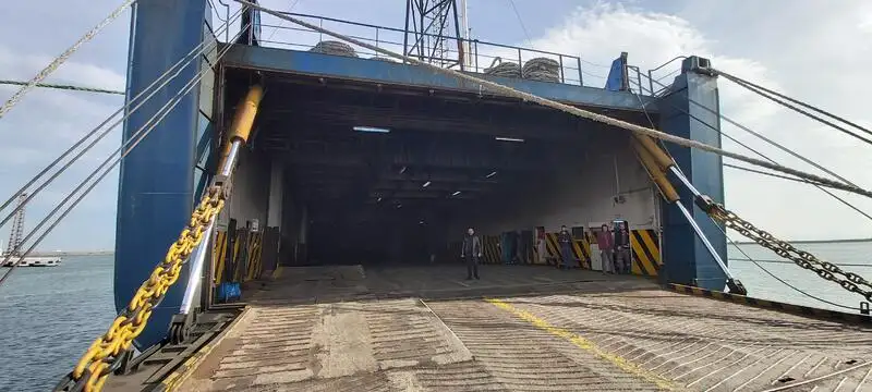 Сухогруз на продажу