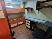 Судно снабжения на продажу