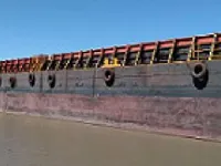Баржа на продажу