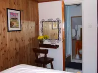 Плавающий отель на продажу