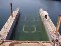 Баржа на продажу