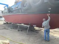 Буксир на продажу