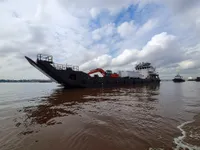 Десантный корабль-танкер на продажу