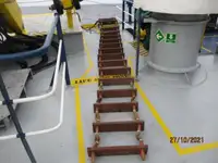 Рефрижераторное судно на продажу