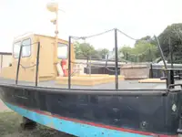 Баржа на продажу