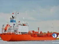 Нефтеналивной/химический танкер на продажу