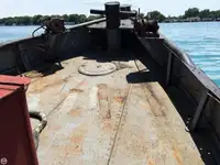 Буксир на продажу