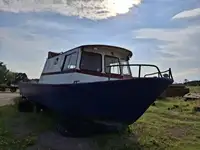 Рабочие суда на продажу