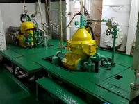 Нефтеналивной/химический танкер на продажу