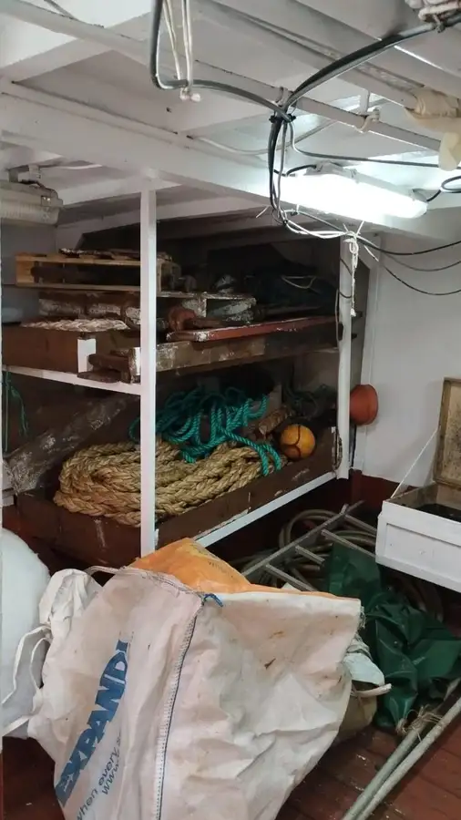 Буксир на продажу