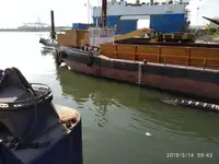 Баржа на продажу