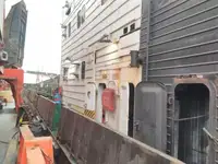 Баржа на продажу