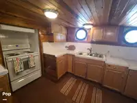 Траулер на продажу