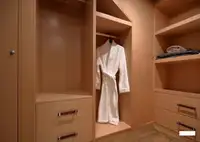 Яхта на продажу