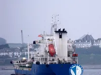 Нефтеналивной/химический танкер на продажу