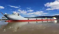 Баржа на продажу