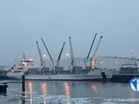 Рефрижераторное судно на продажу