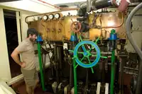 Пассажирское судно на продажу