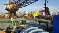 Судно с краном на продажу