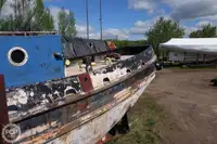 Буксир на продажу