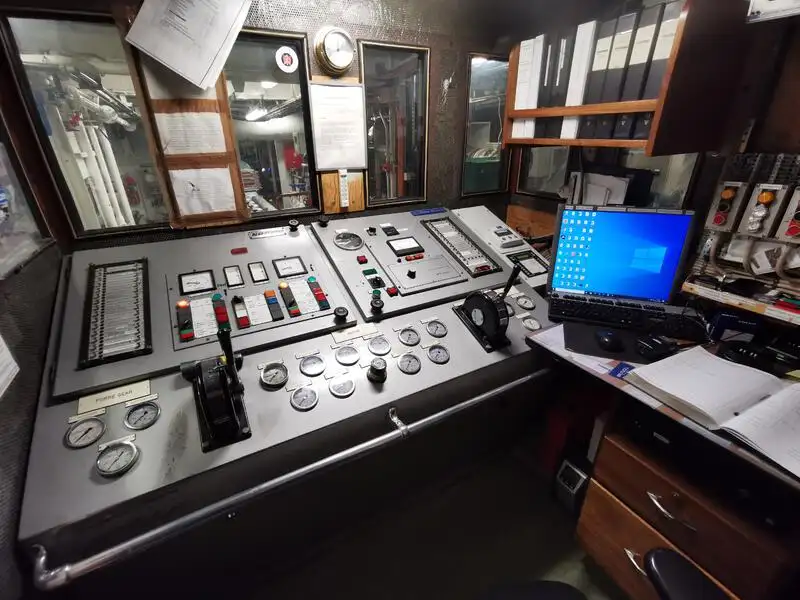 Судно типа «Ро-Ро» на продажу
