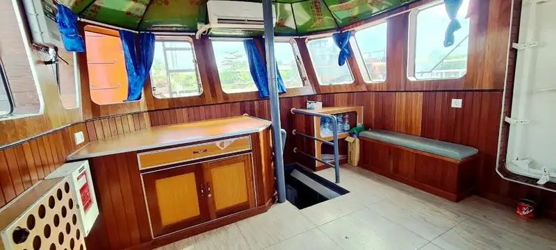 Буксир на продажу