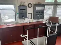 Буксир на продажу