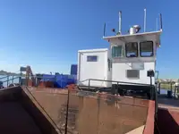 Буксир на продажу