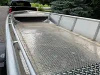 Рабочие суда на продажу