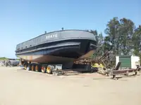 Буксир на продажу