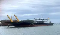 Баржа на продажу