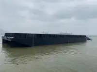 Баржа на продажу