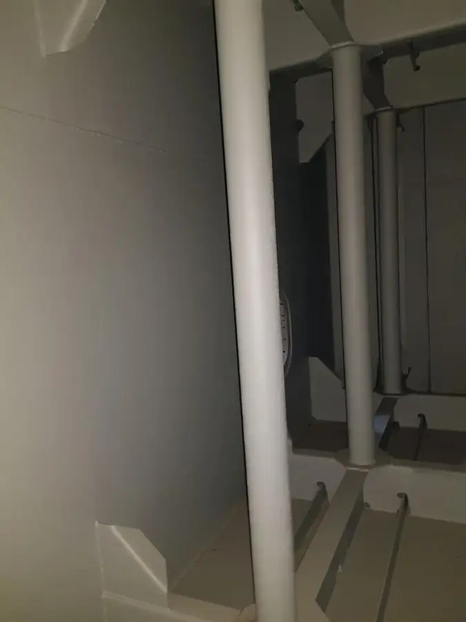 Баржа на продажу