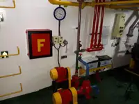 Нефтеналивной/химический танкер на продажу