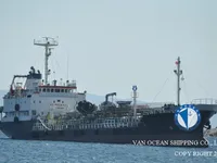 Нефтеналивной/химический танкер на продажу