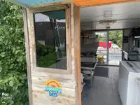 Катамаран на продажу