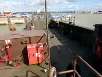 Баржа на продажу