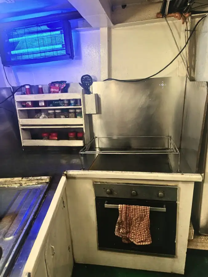 Рабочие суда на продажу