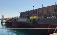 Баржа на продажу