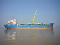 Нефтеналивной/химический танкер на продажу