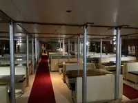 Катамаран на продажу