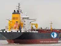 Нефтеналивной/химический танкер на продажу