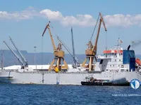 Рефрижераторное судно на продажу