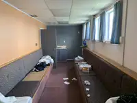Баржа на продажу