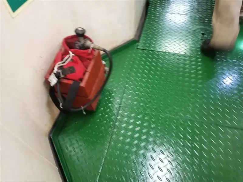 Буксир на продажу