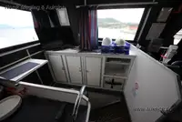 Катамаран на продажу