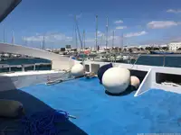 Катамаран на продажу